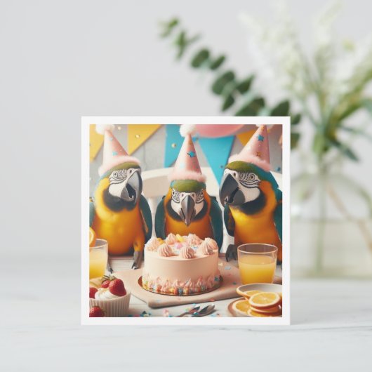 Papegaaien eten verjaardagstaart, vogel verjaardag kaart (Staand voorkant)