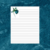 Papeterie à lignes blanches avec fleurs bleues