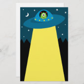 Papeterie Alien mignon dans des enfants de vaisseau spatial (Devant / Derrière)