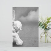 Papeterie Ange couché sur gris arrière - plan, art angélique (Debout devant)