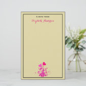 Papeterie Antique beige avec Coeur Décoratif Rose (Debout devant)