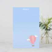 Papeterie Ballon à air chaud rose, aventure parmi les nuages (Debout devant)