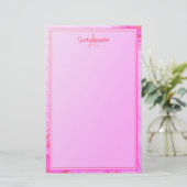 Papeterie Bordure de texture rose monogramme de nom personna (Debout devant)