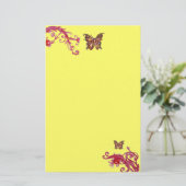Papeterie BUTTERFLY, rouge rose clair jaune (Debout devant)