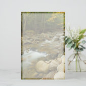 Papeterie Cascade stationnaire (Debout devant)