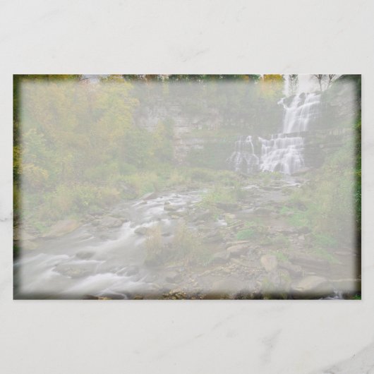 Papeterie Cascade stationnaire (Devant)