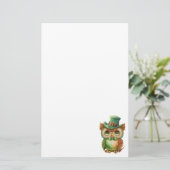 Papeterie Chouette mignonne dans un chapeau vert (Debout devant)