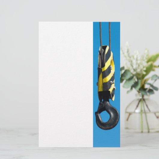 Papeterie Crane hook with yellow and black stripes hang (Debout devant)