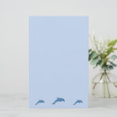 Papeterie dauphin (Debout devant)