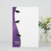 Papeterie de papier pourpre de note d'obtention du (Debout devant)