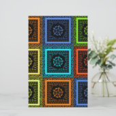 Papeterie Design d'art Motif multicolore de charme À damiers (Debout devant)