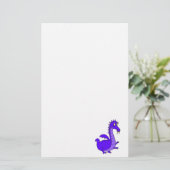Papeterie Dragon câlin mignon pourpre (Debout devant)