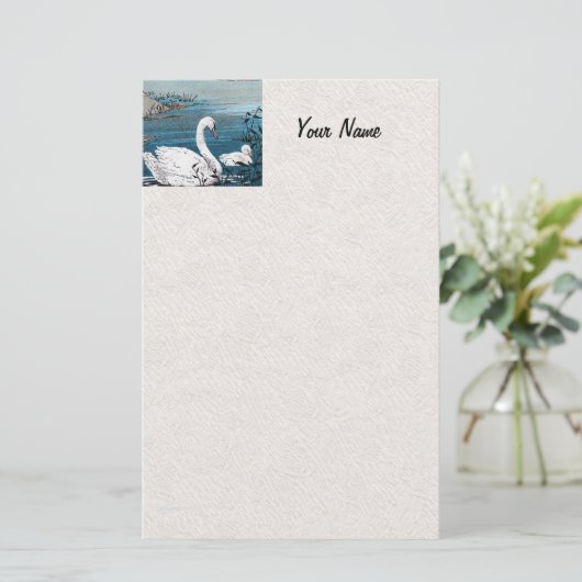 Papeterie Elégant Cygne Blanc Avec Bébé (Debout devant)