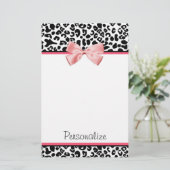 Papeterie Empreinte de léopard à la mode et ruban rose avec (Debout devant)