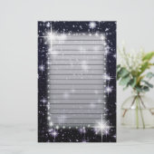 Papeterie Étoiles brillantes lumineuses dans l'espace rayé (Debout devant)