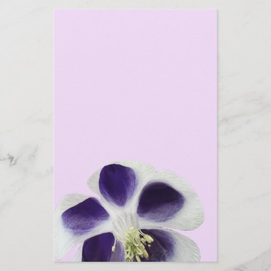 Papeterie florale, fleur pourpre et blanche (Devant)