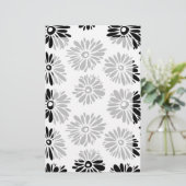 Papeterie Funky Black et blanc floral (Debout devant)
