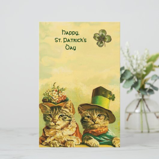 PAPETERIE FUNNY VIEILLE MODE ST PATRICK'S DAME CHATS, SHAMRO (Debout devant)