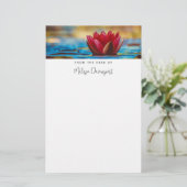 Papeterie Jolie photo d'une fleur de Lotus dans un étang (Debout devant)