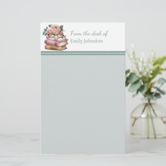 Papeterie Jolies Livres Sage Green Personnalisé (Debout devant)