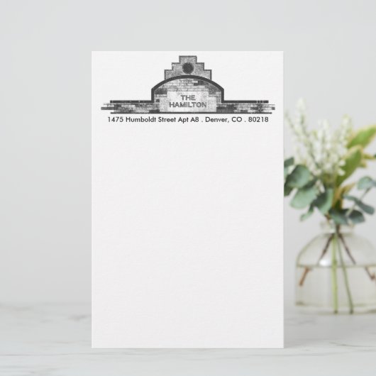 Papeterie le hamilton (Debout devant)