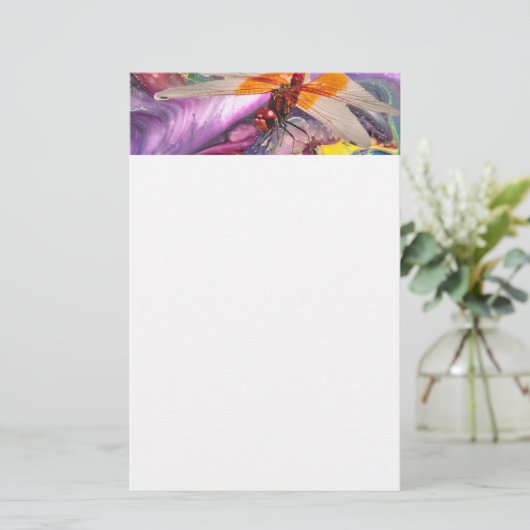 Papeterie libellule (Debout devant)