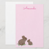 Papeterie Maman et bébé lapin mignons dans du trèfle rose (Devant / Derrière)