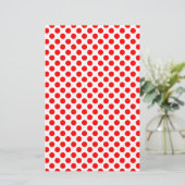 Papeterie Motif à pois rouges (Debout devant)