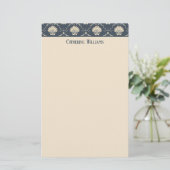 Papeterie Motif de coquillages bleu profond et crème Personn (Debout devant)