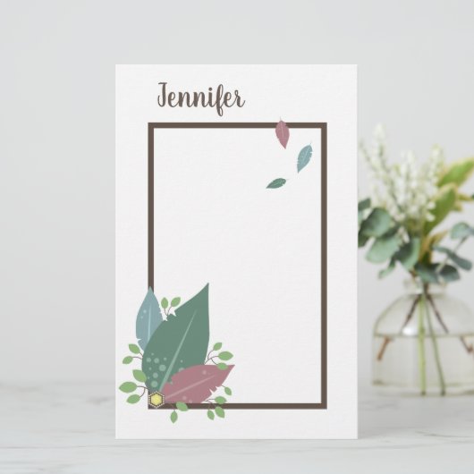 Papeterie Nom personnalisé dans un cadre bohème à plumes (Debout devant)