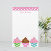 Papeterie Papier à lettres personnalisé Polka Dot Cupcakes (Debout devant)