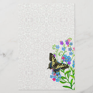 Papeterie Papillon Swallowtail sur Oubliez-moi Nots Stationn