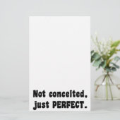 Papeterie Pas Concédé, Juste Parfait (Debout devant)