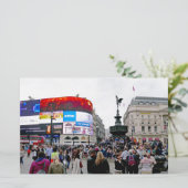 Papeterie Piccadilly Circus - Photo professionnelle (Debout devant)