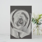 Papeterie Rose blanche (Debout devant)