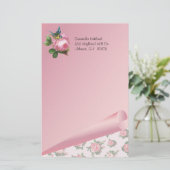Papeterie rose de coutume de roses (Debout devant)