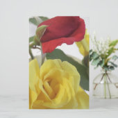 Papeterie Roses jaunes rouges (Debout devant)