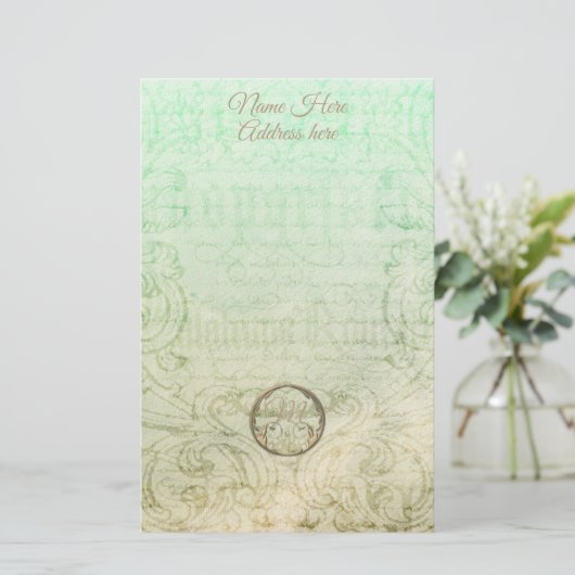 Papeterie Script damassé victorien or vert élégant (Debout devant)