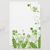 Papeterie shamrock irlandais tourbillonnant dans une prairie (Devant / Derrière)