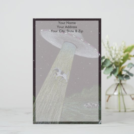 Papeterie Soucoupe volante (Debout devant)