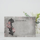 Papeterie Vieille clé et roses (Debout devant)