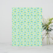 papier à motif géométrique (Debout devant)