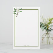 Papier à papeterie floral personnalisé (Debout devant)