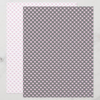 Papier à rebut rose de minuscules coeurs