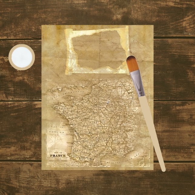 Papier à scandale Carte vintage (Créateur téléchargé)