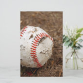 Papier ancienne balle de baseball (Debout devant)
