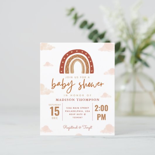 Papier Baby shower arc-en-ciel en bois en terre cuite (Debout devant)