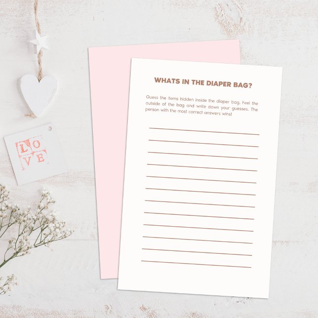 Papier Bear & Pink Balloons Baby shower de devinette jeu (Bear & Pink Balloons Baby Shower Guessing Game on a boho wooden table.)