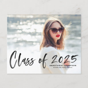Papier Black Bush Lettering Photo Graduation Invitation