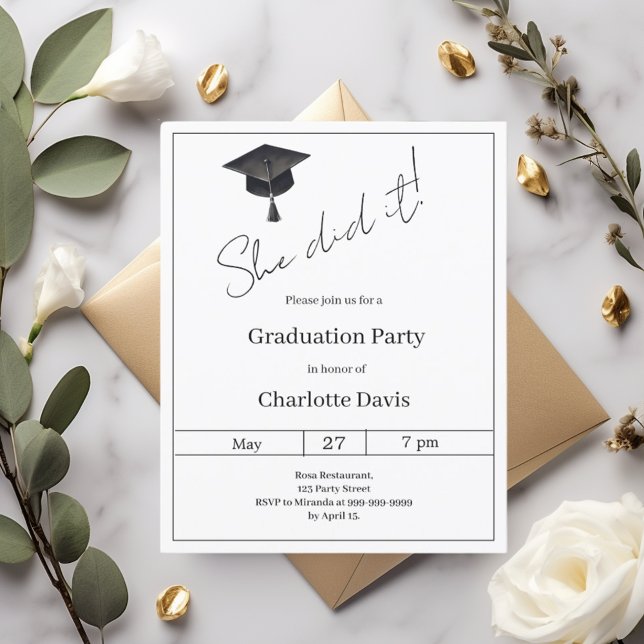 Papier Black white She did it Graduation Party invitation (Créateur téléchargé)
